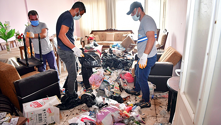 Çukurova’da çöp ev operasyonu!