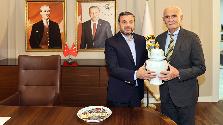 Yılmaz, Yüreğir Belediyesini Ziyaret Etti
