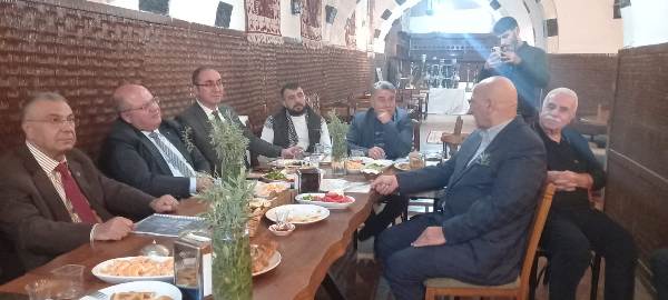“Bağımlı olma özgür ol, uyuşturucuya hayır kısa film yarışmasının lansman gösterimi Diyarbakır’da Büyük Tarihi Kervansaray Oteli’nde yapıldı.