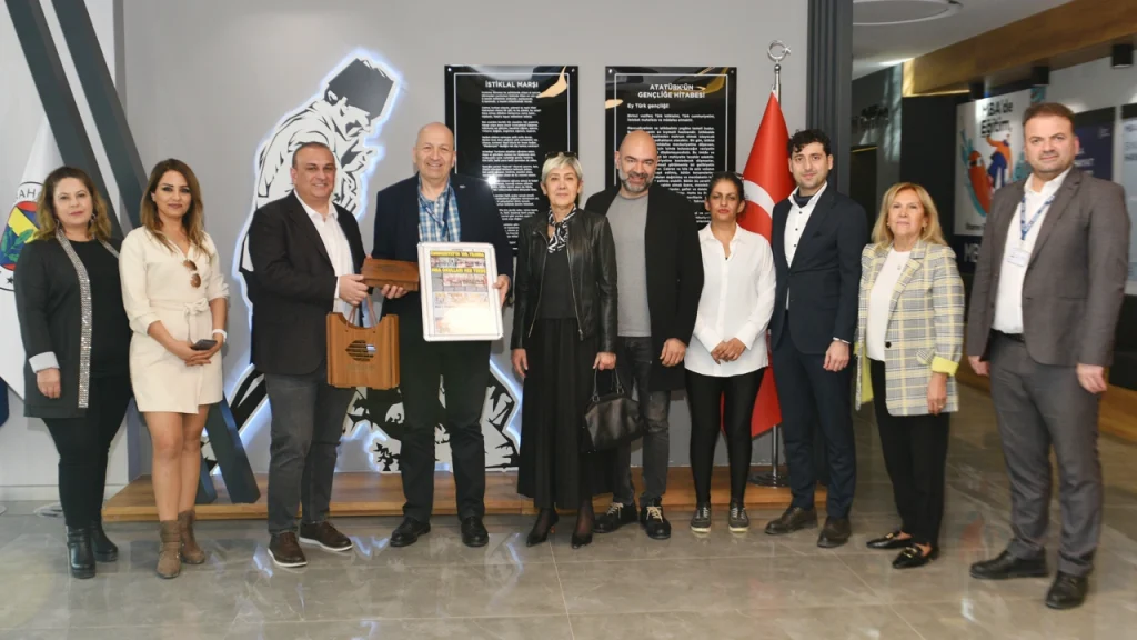 Biz De Varız Derneği Öğretmenlerle Buluştu
