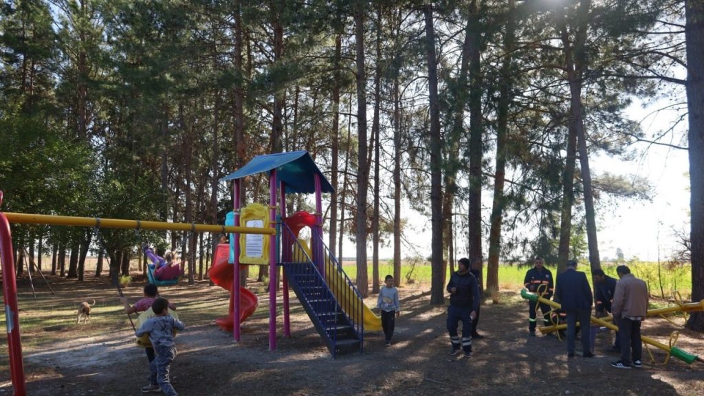 \”Çocuklarımızın Yüzü Gülsün Yeter\”