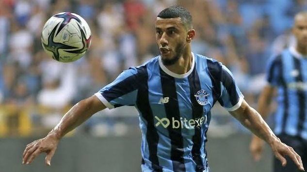 ADS’de Yaprak Dökümü Devam Ediyor