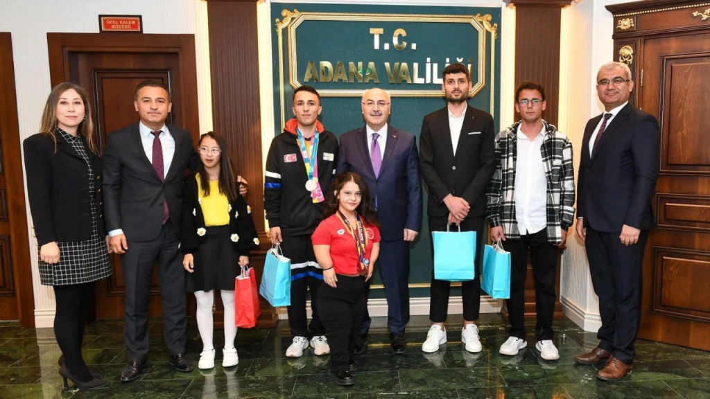 Vali Köşger: \”Engeller Başarıya Engel Değil\”