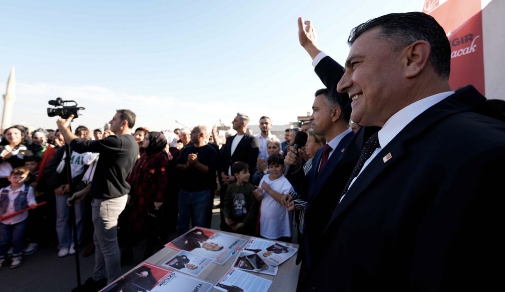 İbrahim Öztürk Yüreğir’e Aday Adayı Oldu