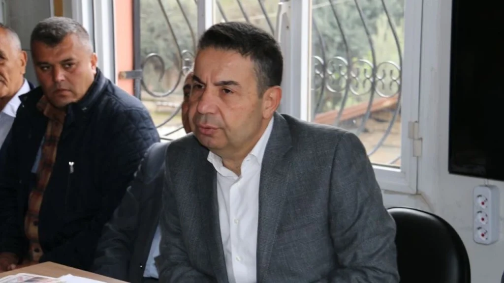 Büyükşehir Aday Adaylığı İçin İstifa Etti