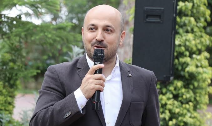 Nacar, Adaylık İçin İstifasını Verdi