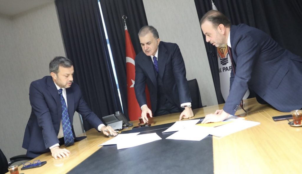 Genel Merkezde Seçim Zirvesi