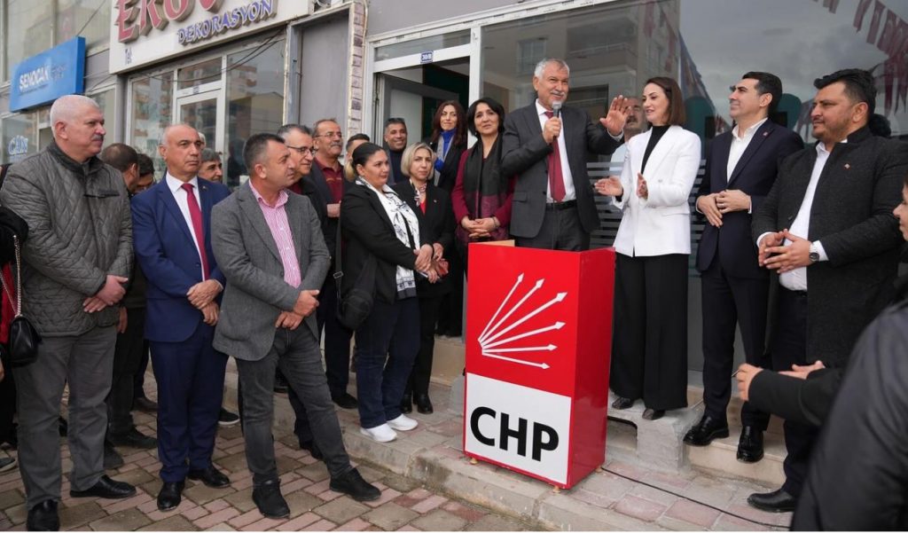 Karalar: Kozan’a Hizmet Yağdırdık