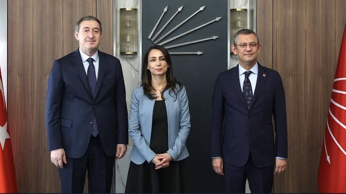 DEM Parti Adana’da İstediğini Aldı