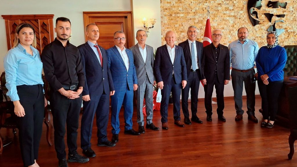 MHP Beypazarı İlçe Teşkilatı'ndan Kaymakam Ünal Coşkun’a ziyaret