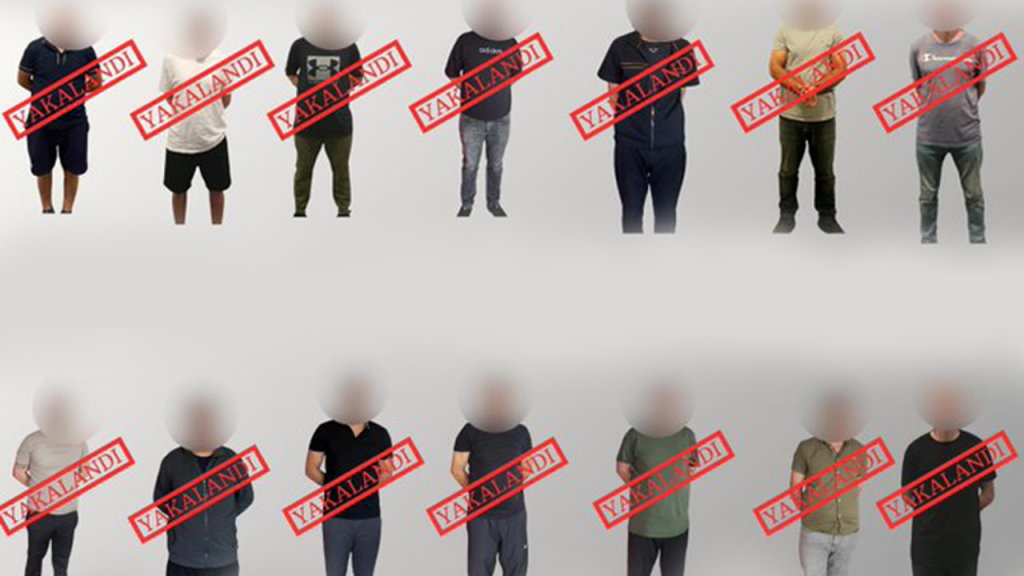 Kırmızı Bültenle Aranan 12 Suçlu Türkiye’ye Getirildi