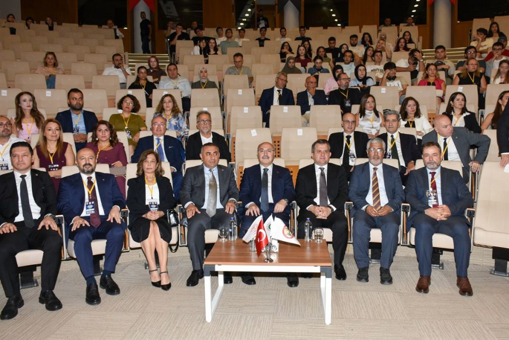 Adana’da “Çukurova Sağlık Turizmi Çalıştayı” başladı