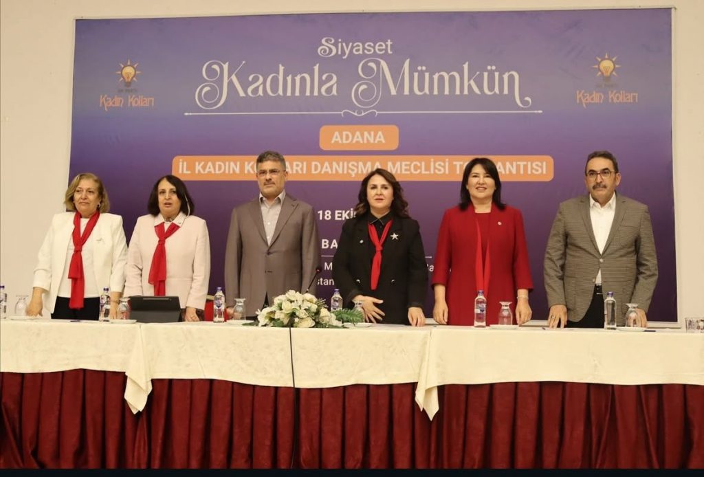 “Siyaset Kadınla Mümkündür”