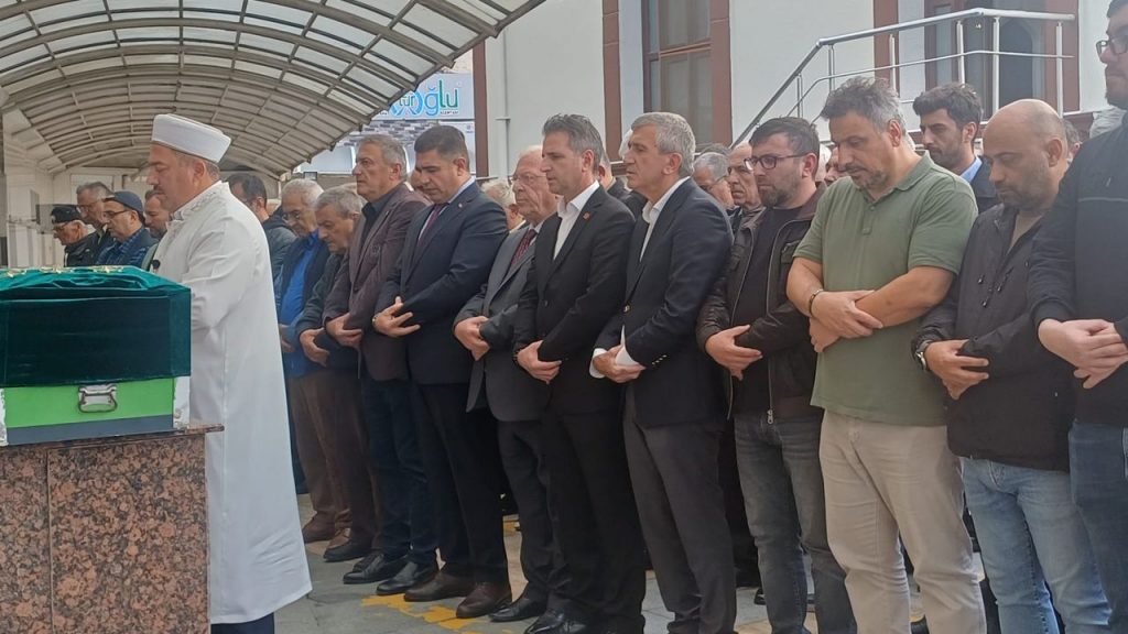 Düzcespor eski başkanı iş insanı Dağıstanlı vefat etti