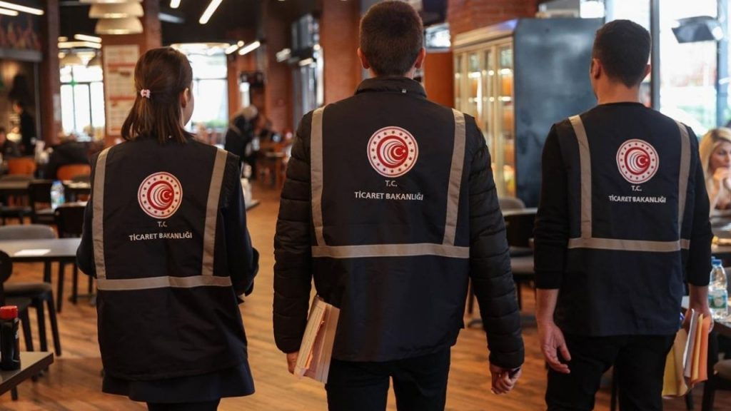 Ticaret Bakanlığı’ndan fırsatçılara sıkı denetim uyarısı