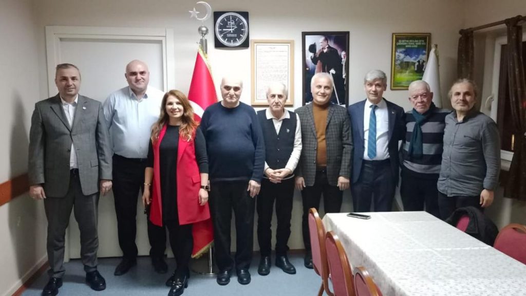 İSGEDER’de Bayrak Değişimi: Yeni Başkan Arif DEDE Oldu!