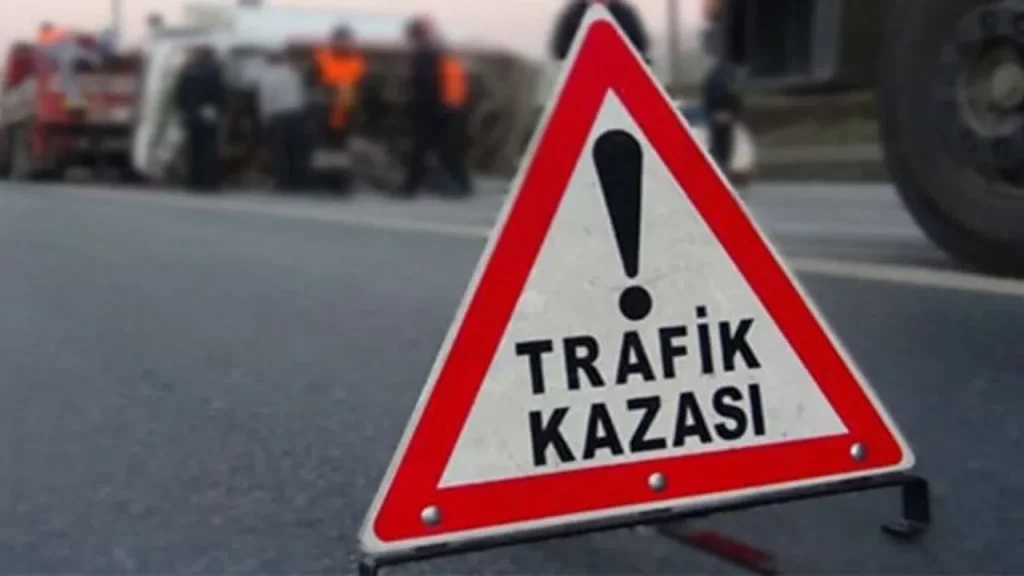 Giresun Yağlıdere’de motosiklet ile kamyonet çarpıştı: 2 ölü
