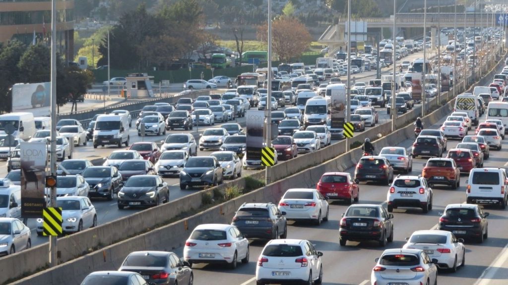 Türkiye’de taşıt sayısı 33,6 milyonu geçti