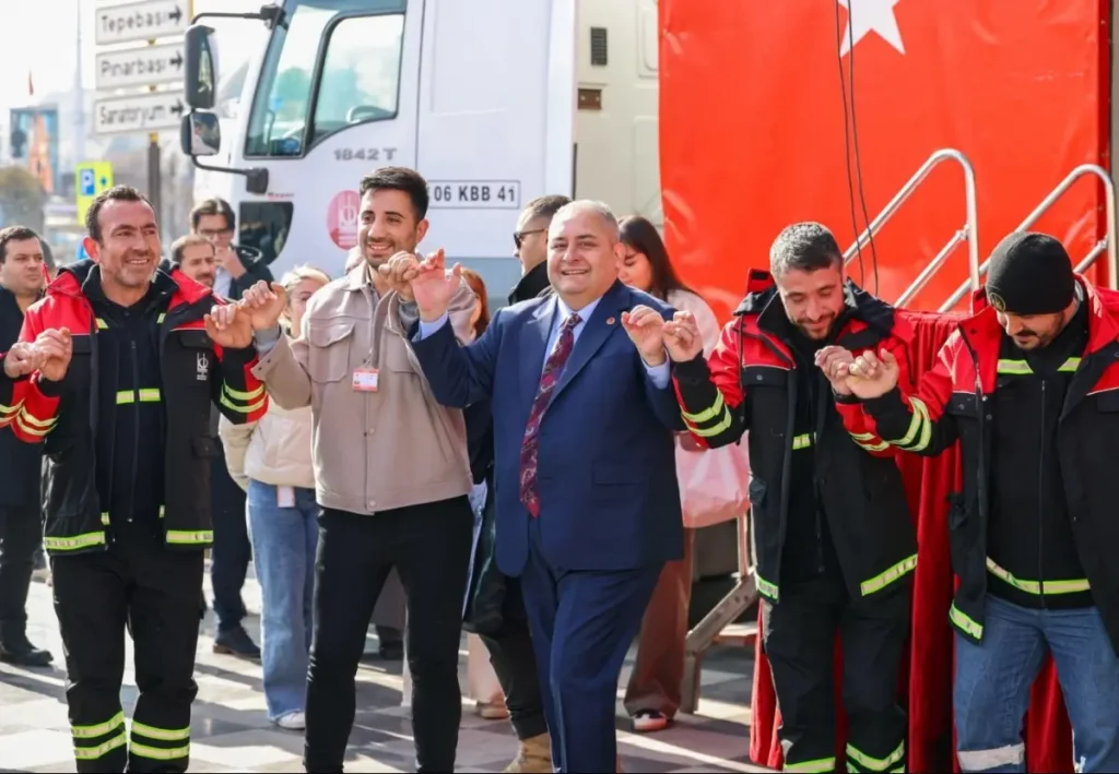 Özarslan'dan Özel'e suç duyurusu